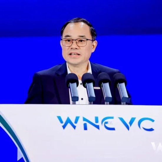 以“转型升级·韧性增长	”为主题，WNEVC 2026全景概览