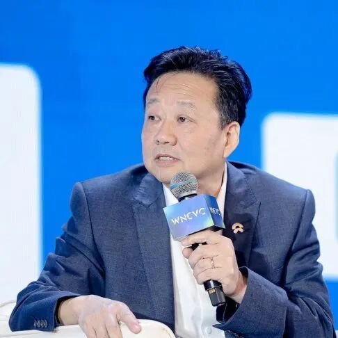 以“转型升级·韧性增长	”为主题，WNEVC 2026全景概览